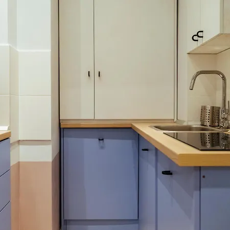 Апартаменты Cosy - Amazing Location - Old Town *